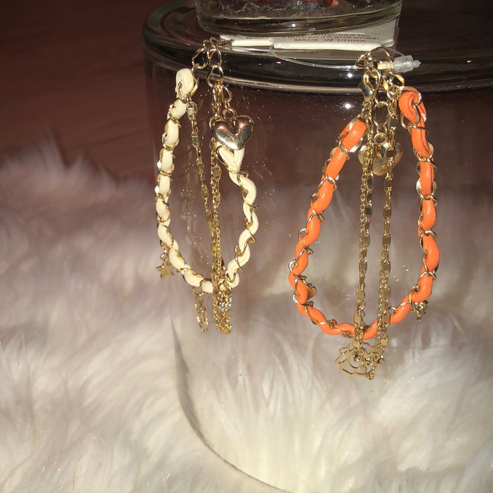 ROSE SILHOUETTE BRACELET 🌹 GOLD W/ORANGE OR IVORY